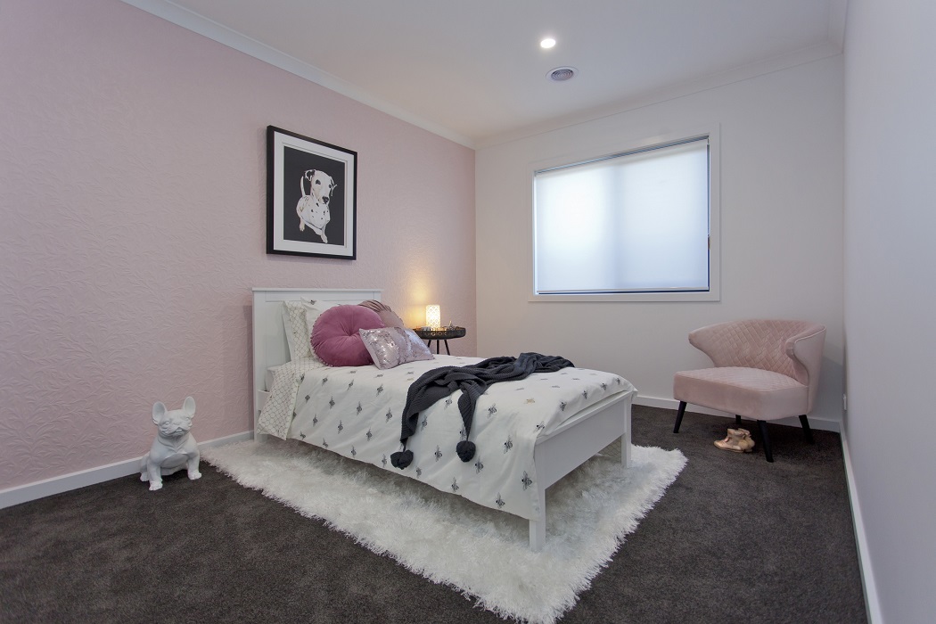 031 Alatalo Bros - north haven - display home - new homes - display home design - interior design - feature walls - girl bedroom - bedroom design - feature wallpaper - pink wallpaper - albury homes - wodonga homes - interior design - dusty pink